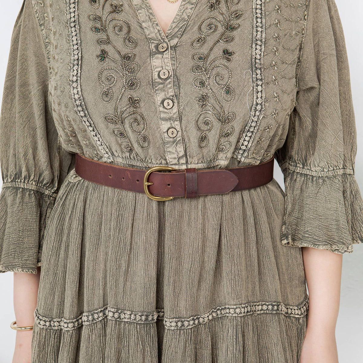 Vintage Romance: Stone-Washed Baby Doll Dress with V-Neck
