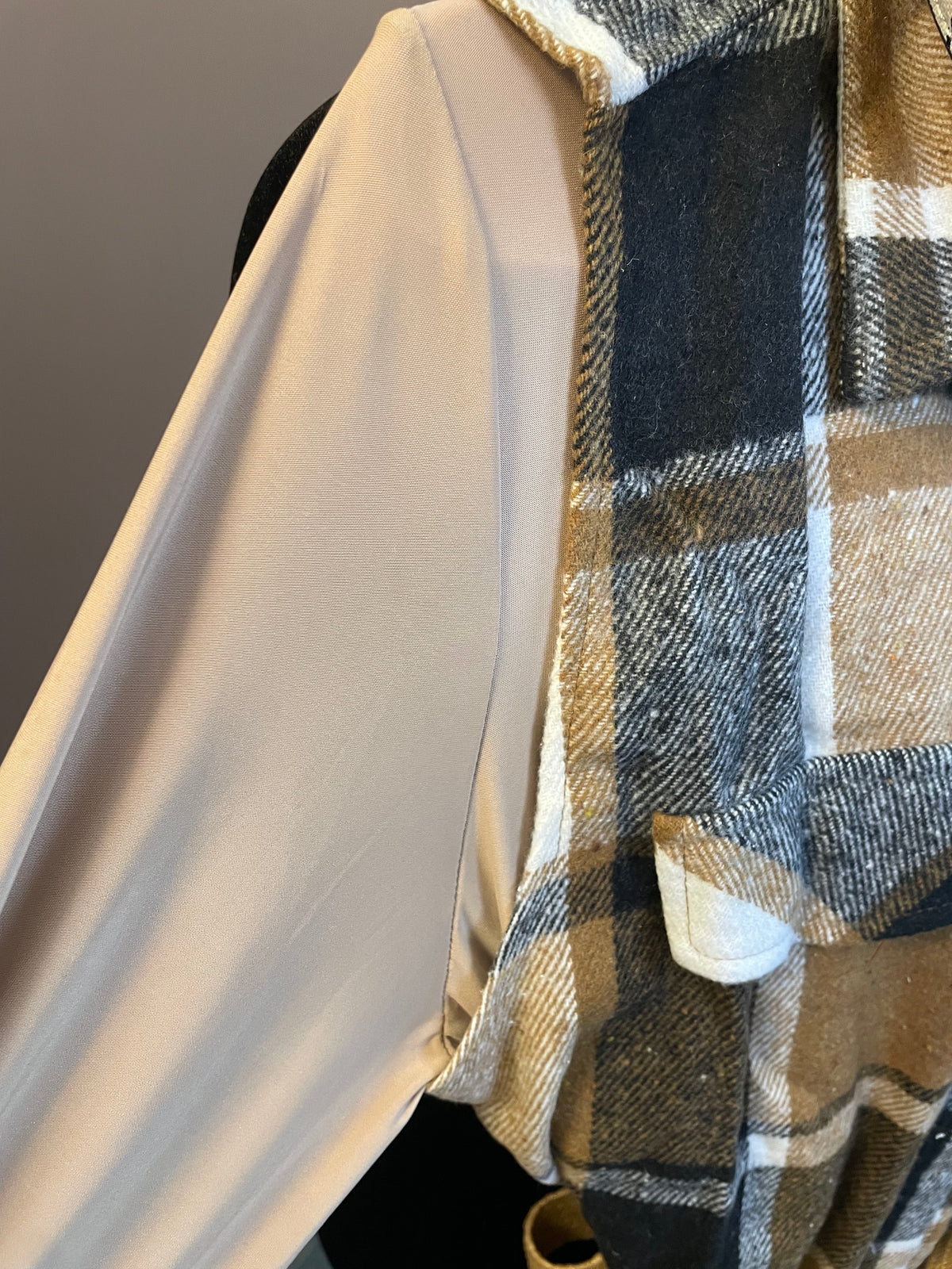 Plaid Sleeveless Vest