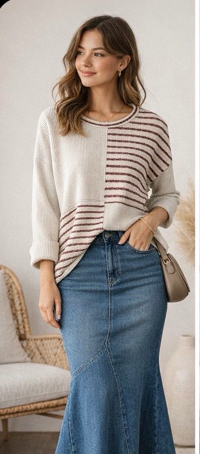 006 Stripe Contrast Asymme Pullover Top