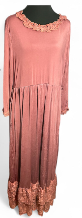 Manny - Ruffle and Lace Dress with Pockets