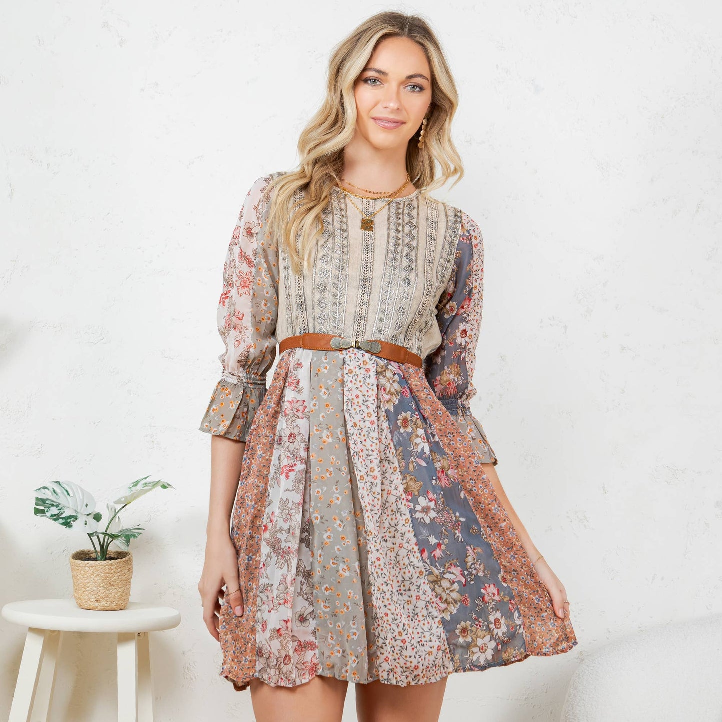 Women's Baby Doll Dress Round Neck Mid Length NEW