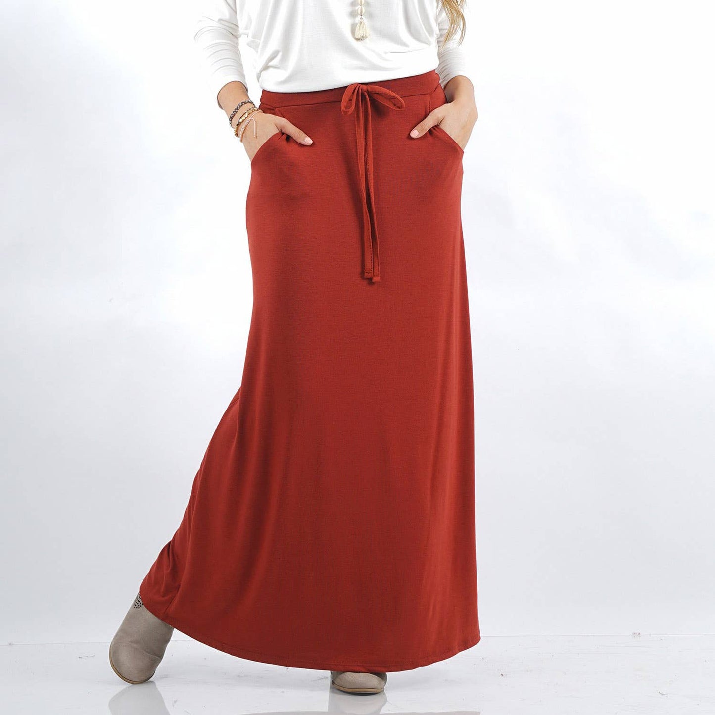 Evelyn- Long Skirt